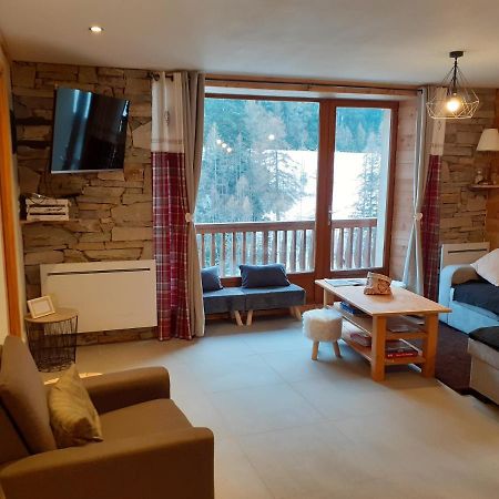 Appartement Chaleureux Avec Wifi De 10 Personnes A Val-Cenis Lanslebourg-Mont-Cenis Exteriér fotografie