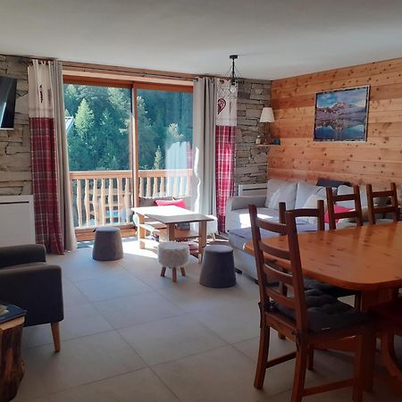 Appartement Chaleureux Avec Wifi De 10 Personnes A Val-Cenis Lanslebourg-Mont-Cenis Exteriér fotografie