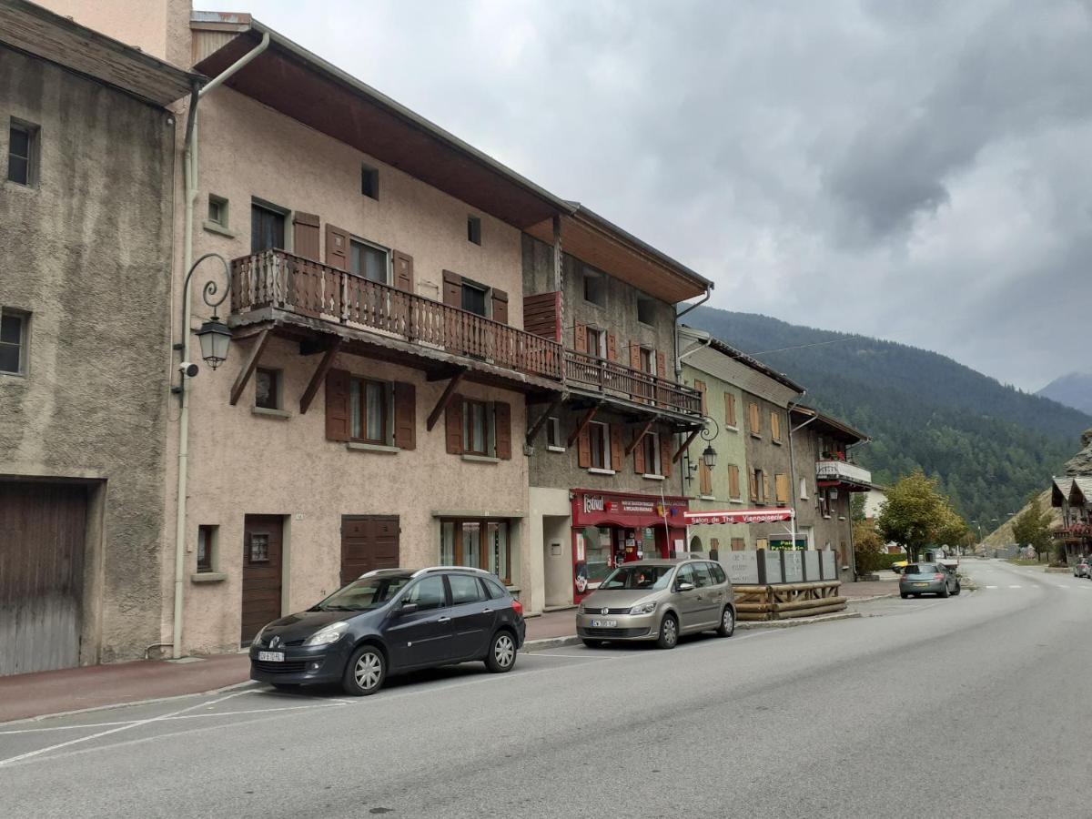 Appartement Chaleureux Avec Wifi De 10 Personnes A Val-Cenis Lanslebourg-Mont-Cenis Exteriér fotografie